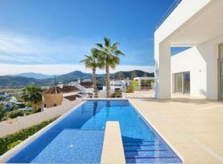 Casa a Los Arqueros  - Puerto del Almendro. Villa en venta en los almendros, benahavis