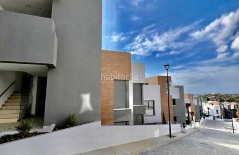 Foto 297843c6-8f7d-4fb5-82ac-b7703a0cea1a. Piano terra con parcheggio piscina in Cabopino - Artola Marbella