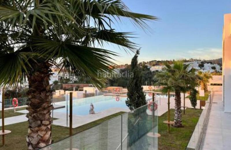 Foto 553980e0-cd50-49ee-8ab6-2d0c8b2cce11. Piano terra con parcheggio piscina in Cabopino - Artola Marbella