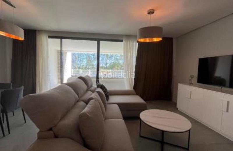 Foto 8ecddd65-980d-4747-87a5-e844363244ee. Piano terra con parcheggio piscina in Cabopino - Artola Marbella