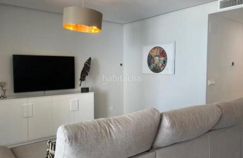 Foto b9a0654b-6b2c-4cd8-a1dc-d6f3e6e40311. Piano terra con parcheggio piscina in Cabopino - Artola Marbella