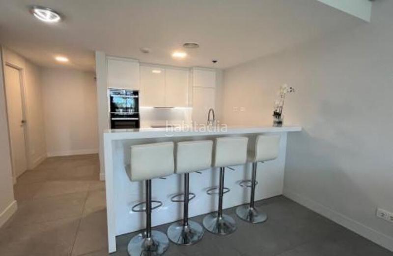 Foto 1c4bc52d-ada1-4bba-8315-2d964ec41c1d. Rez-de-chaussée avec parking piscine dans Cabopino - Artola Marbella