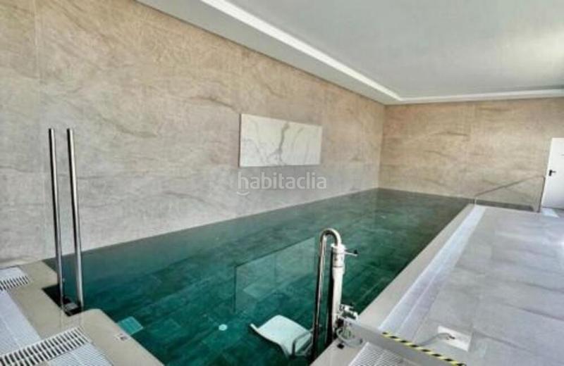 Foto a1c20c36-9772-41c7-8be0-b99abd8fba84. Rez-de-chaussée avec parking piscine dans Cabopino - Artola Marbella