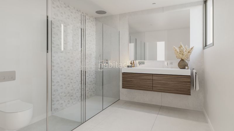 Foto ae06f0d9-b640-49d1-90f5-b057c4c14176. Planta baixa amb aparcament piscina a Santa Clara Marbella