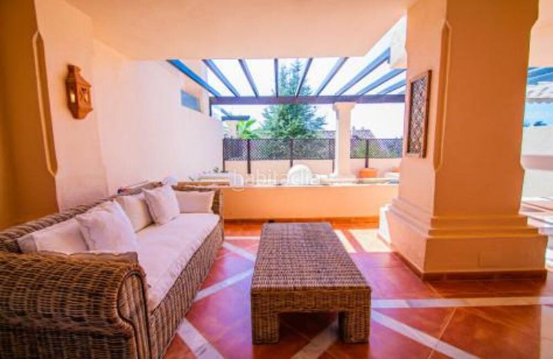 Foto 005e207d-e2ef-4f86-b657-a9b2775b324e. Apartament amb aparcament piscina a Los Naranjos Marbella