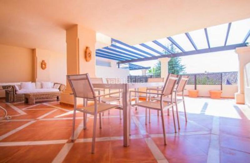 Foto 3df3f9f0-9257-49ce-9173-21b8a4ce8b69. Apartament amb aparcament piscina a Los Naranjos Marbella