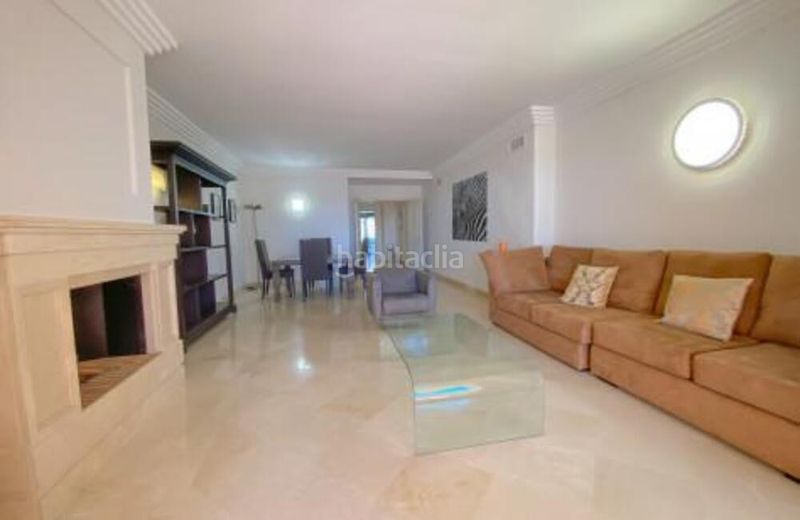 Foto e241e166-4d74-4d52-a544-61e954073d40. Apartament amb aparcament piscina a Los Naranjos Marbella