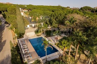 Casa a Hacienda Las Chapas. Villa en venta en hacienda las chapas, marbella este