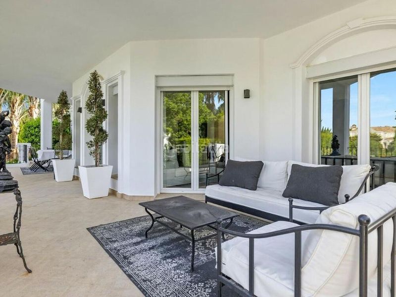 Foto a0e83477-28fb-425e-90a6-b26439e3362b. Casa amb aparcament piscina a Los Naranjos Marbella