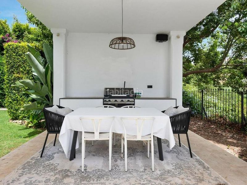 Foto a1e8401c-9695-4d3f-860b-acd53e83943f. Casa amb aparcament piscina a Los Naranjos Marbella