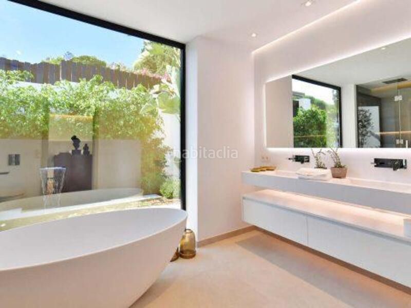 Foto 7c6bda36-22fd-43b8-a9fe-4ab89054ef62. Location maison avec parking piscine dans Las Brisas Marbella