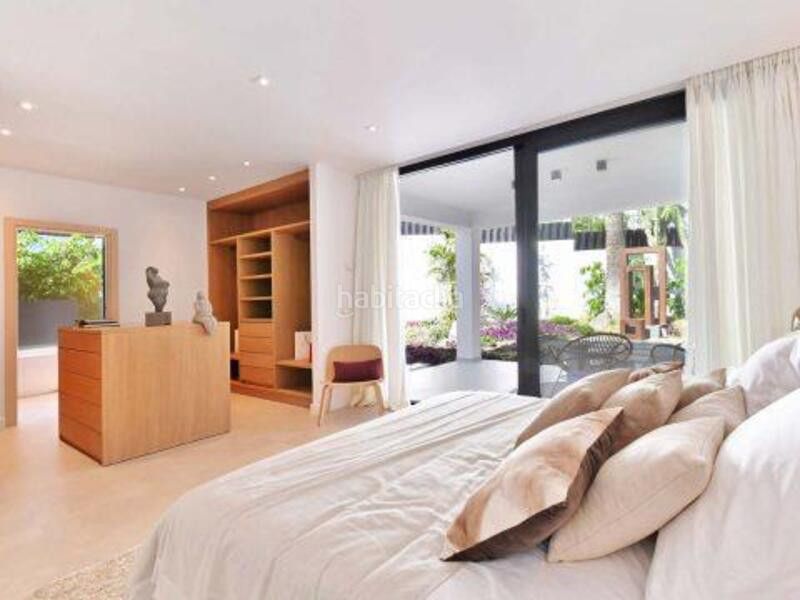 Foto eaa69329-64a2-4ade-8f37-734b06490dbf. Location maison avec parking piscine dans Las Brisas Marbella