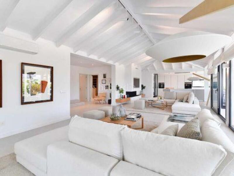 Foto f4ea59c0-fc66-493b-9abb-3f44f27e376b. Location maison avec parking piscine dans Las Brisas Marbella