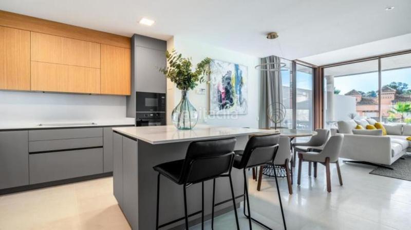 Foto 700bc436-beb8-4578-9bcb-7a142641a0b9. Doppelhaus in calle maría zambrano 99 in lomas de Marbella club Marbella