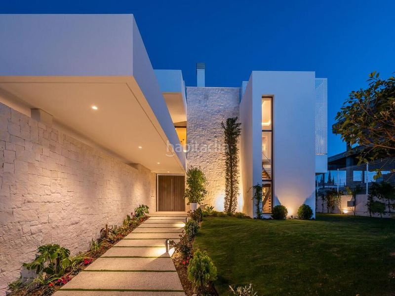 Foto a815ae64-7bdd-4d6e-96a9-15d4a1235db1. Casa amb aparcament piscina a Cancelada Estepona