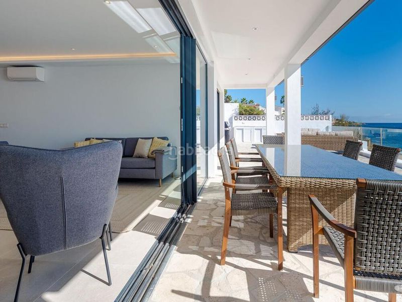 Foto bd5bac38-2a8e-4d43-bf3c-40f62d498ae9. Casa amb aparcament piscina a la cala Mijas Mijas
