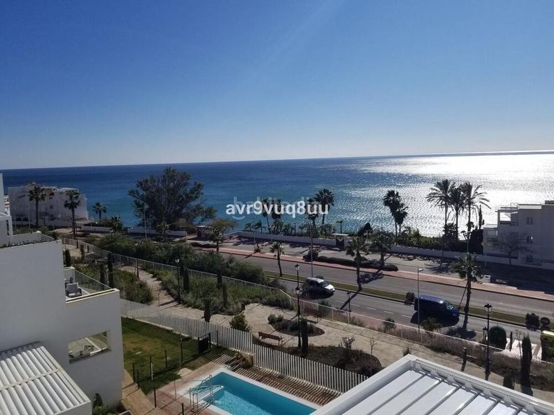 Foto eb5d24ba-2807-4aed-a439-8997d4370b10. Ático en Solymar Benalmádena