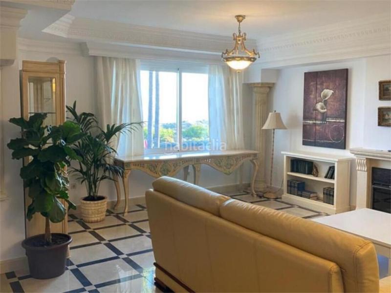 Foto 58ee673c-bc2b-4fa7-b592-1588b5ed23f3. Casa adosada en n/a casa adosada cerca del mar en Marbella