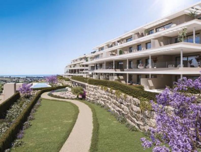 Foto ba4f6870-772e-4089-a1de-fa8a90ebe0e6. Appartement avec parking piscine dans La Concha - Resina Golf Estepona