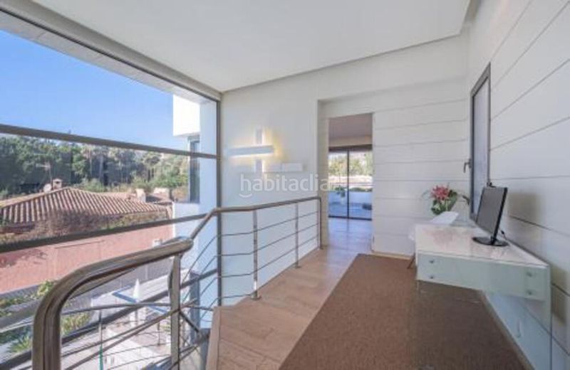 Foto ea2dc26a-08b3-4095-a26c-268bcd3a8ba0. Casa amb aparcament piscina a Sierra Blanca Marbella