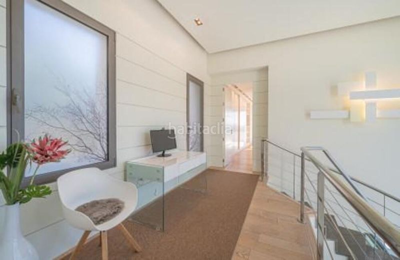 Foto f8d66331-80a5-476b-aaaa-0b58007130b6. Casa amb aparcament piscina a Sierra Blanca Marbella