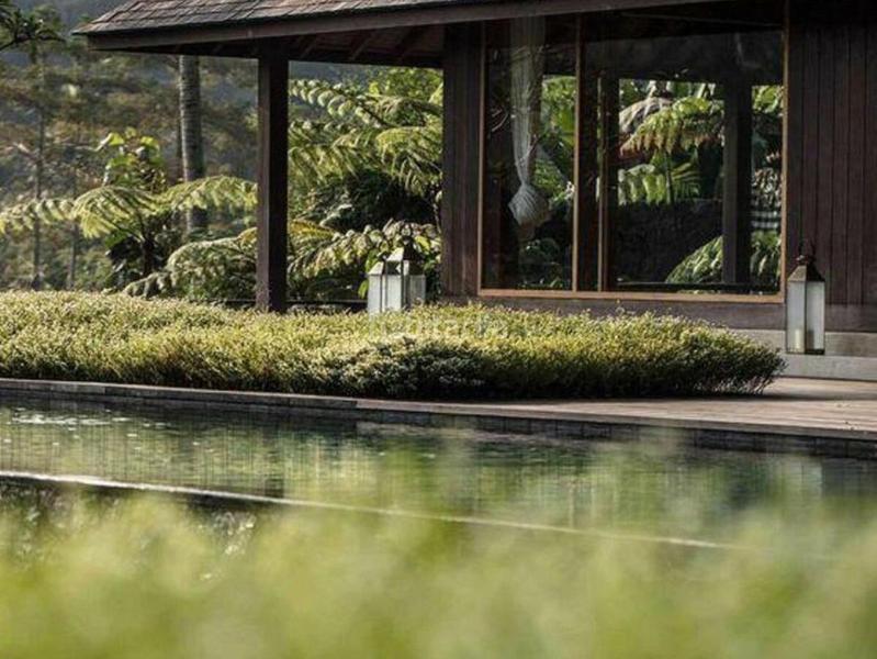 Foto 61d05418-4b97-4006-b3a1-3de6e9814d69. Haus in n/a in lomas de Marbella club Marbella