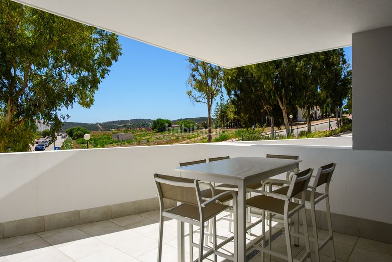 Foto 07499c33-a233-4104-b36d-1df4a3905794. Apartament amb aparcament piscina a Alcorrín Manilva