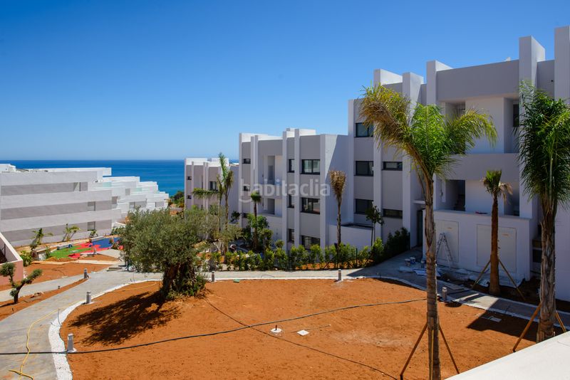 Foto 7b782295-f0d0-435b-b479-e42ece11d8f1. Apartament amb aparcament piscina a Alcorrín Manilva