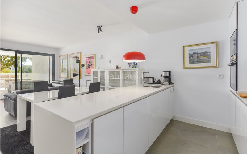 Foto b9eba993-8cc1-4b81-800b-75502bd74a9f. Apartament amb aparcament piscina a Alcorrín Manilva
