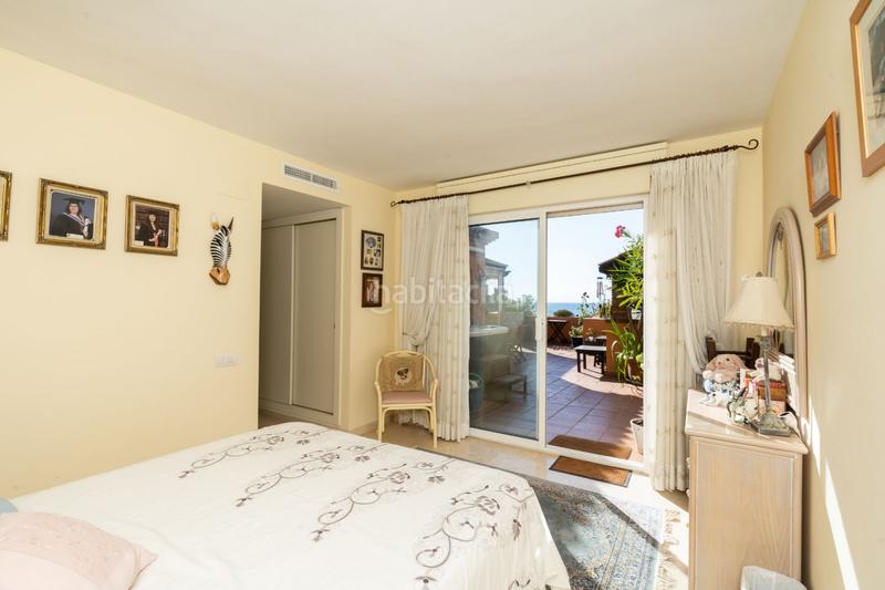 Foto 2c8c4db2-658b-48e8-934b-a9ea608488e2. Attico in n/a in El Castillo Manilva