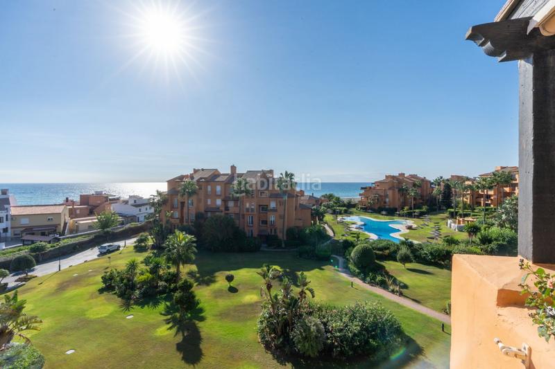 Foto 6ab24bec-0e3a-4c36-a8c3-ae4ff88b454d. Attico in n/a in El Castillo Manilva