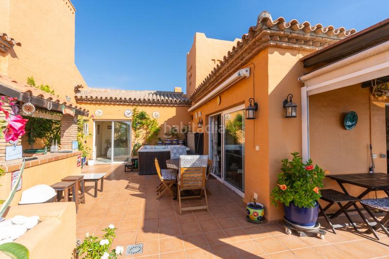 Foto c8856db5-4842-44c2-9afa-ac9b435ca46f. Attico in n/a in El Castillo Manilva