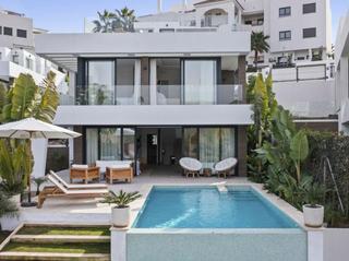 Casa a La Concha - Resina Golf. Villa  chalet en venta en new golden mile