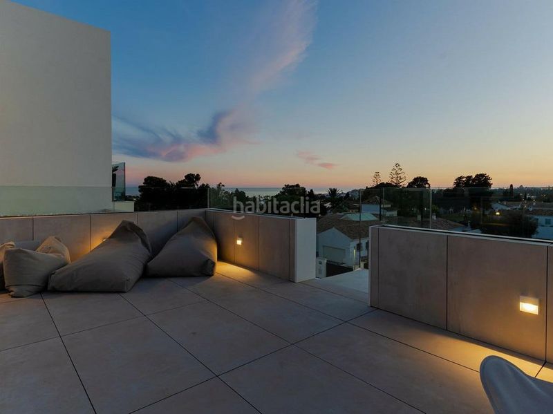 Foto 966992f4-49a0-40f0-b4cb-d034097c9cfc. Tríplex amb aparcament piscina a lomas de Marbella club Marbella