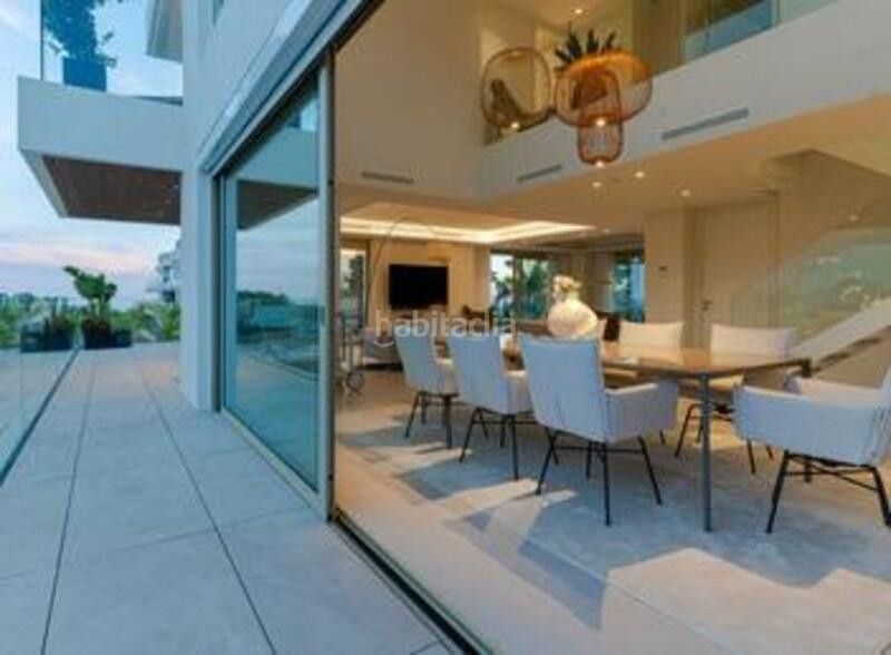 Foto e474002a-949c-42fe-b707-775c561ef58d. Tríplex amb aparcament piscina a lomas de Marbella club Marbella