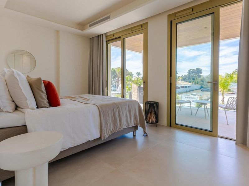 Foto fed3f60a-6d69-4874-959c-41dc80bd9722. Tríplex amb aparcament piscina a lomas de Marbella club Marbella