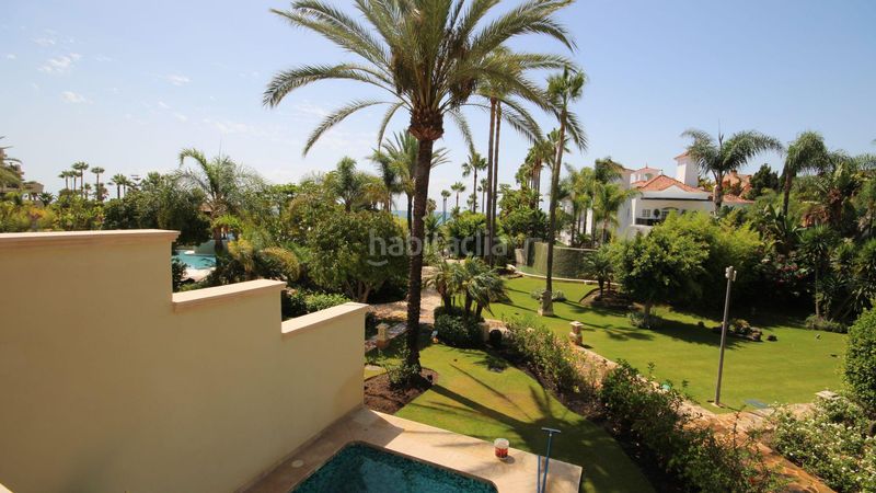 Foto aa1bc809-01fe-47da-85a6-9cb307854441. Lloguer àtic amb aparcament piscina a Puerto Banús Marbella
