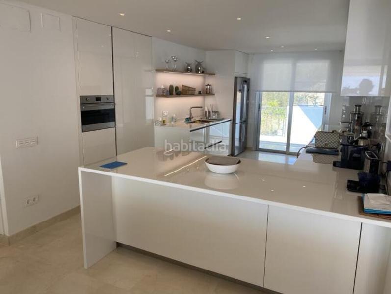 Foto 59462bfe-ead8-4f4b-b0d3-2298c9a21ea0. Apartment in n/a in Los Naranjos Marbella