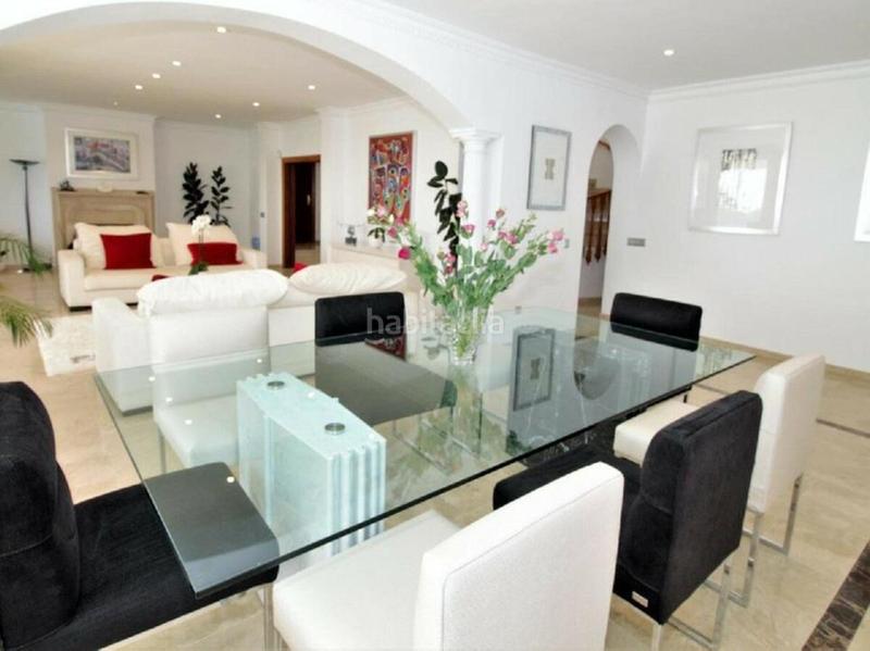 Foto 16b25a1b-aa34-4c93-a8f3-2b64d76dda20. Affitto casa in avenida de la gardenia 162 in Paraiso - Barronal Estepona