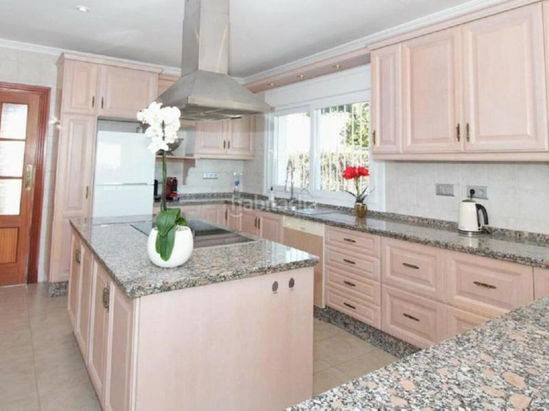 Foto 3f706867-95d3-4bfe-9028-5cc73a951330. Miete haus in avenida de la gardenia 162 in Paraiso - Barronal Estepona