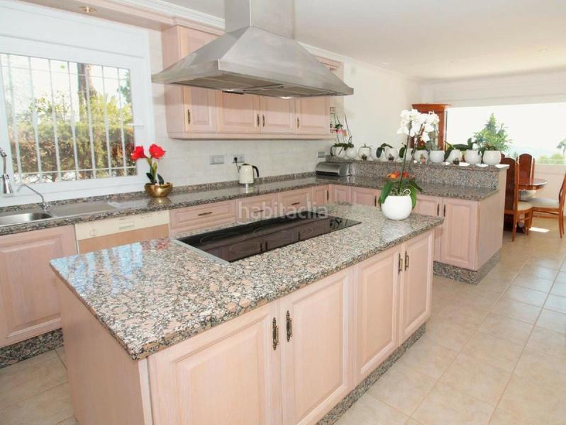 Foto 4bfa7d13-fb9b-40b7-b695-c4c8d2f388a0. Miete haus in avenida de la gardenia 162 in Paraiso - Barronal Estepona
