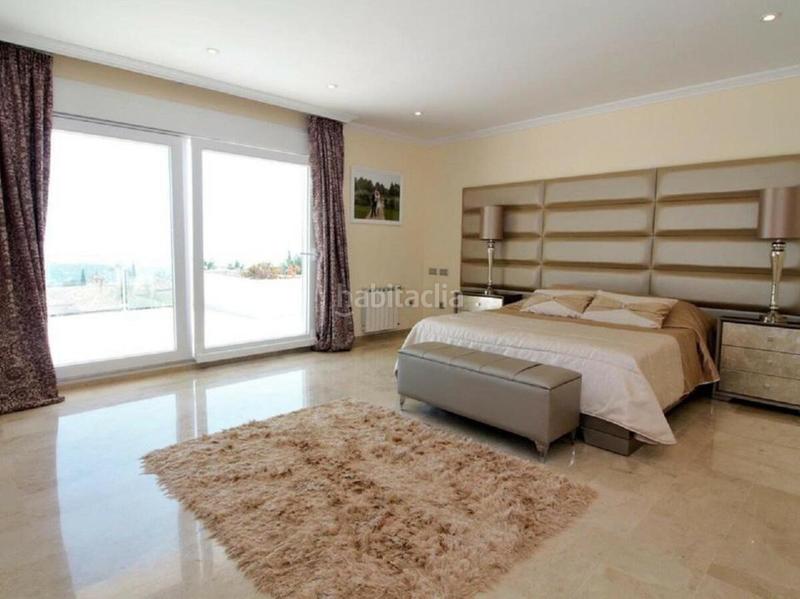 Foto 5d170f48-1023-4940-a398-a3d8e1b1b4c6. Miete haus in avenida de la gardenia 162 in Paraiso - Barronal Estepona