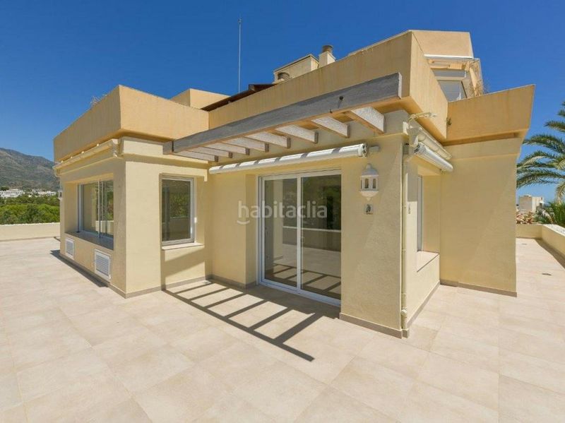 Foto affa6d49-98e4-4ada-adbb-a8a5a64d8a81. Ático en Las Brisas Marbella