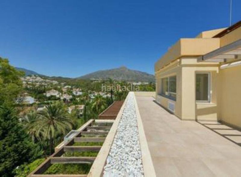 Foto b4b44852-ae4e-4a6a-8931-9509d024d347. Ático en Las Brisas Marbella