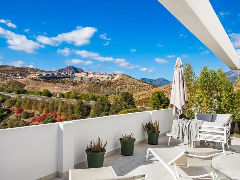 Foto 775b0632-78dc-435f-aa37-515bfe4efbeb. Affitto casa con parcheggio piscina in La Alquería Benahavís