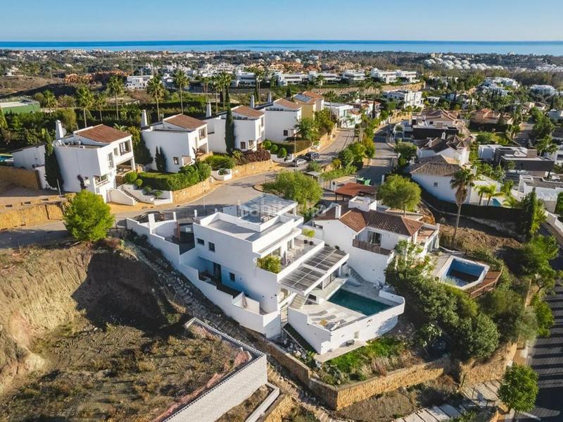 Foto f6b11529-9d9f-45e8-9a89-7acff51347ac. Affitto casa con parcheggio piscina in La Alquería Benahavís