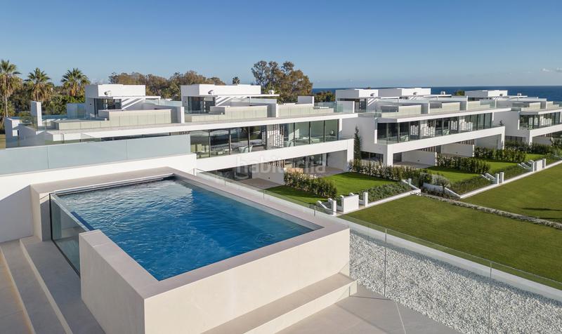 Foto 534ddea2-5af4-4b36-b62d-4296e9ddb0e8. Casa in urbanizacion villa parra palomeras 66 in Las Lomas de Río Verde Marbella