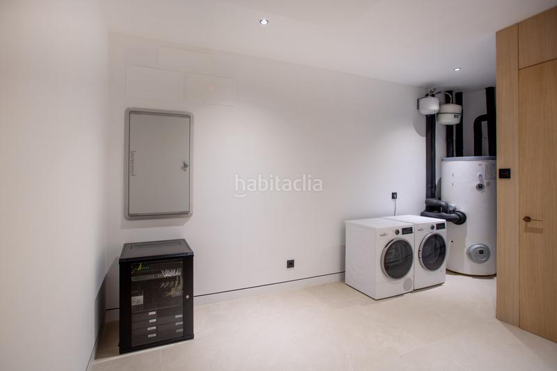 Foto 708f9183-8c91-4adf-bfba-5eebca42932f. Casa in urbanizacion villa parra palomeras 66 in Las Lomas de Río Verde Marbella