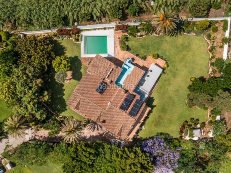 Foto c154281b-db0b-462d-9b13-a8e821a8dd01. Xalet amb calefacció aparcament piscina a Guadalmina Baja Marbella