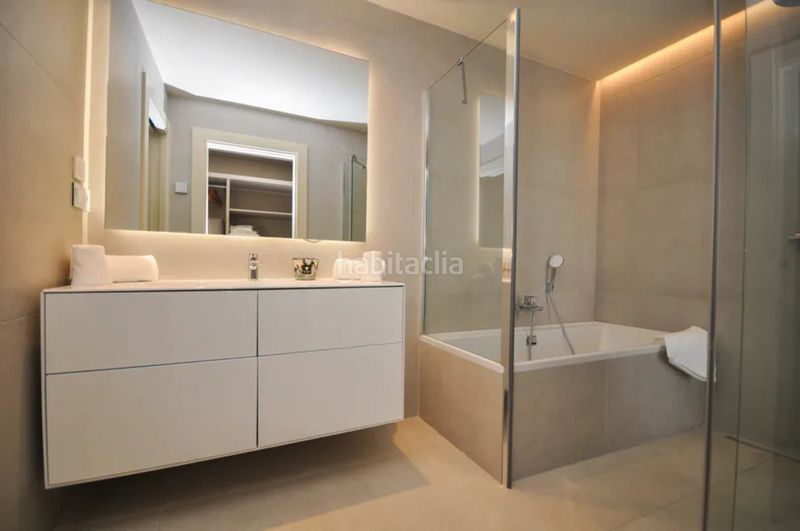 Foto 025db7aa-00bb-4471-8387-66e70661771c. Planta baixa amb aparcament piscina a El Velerín Estepona